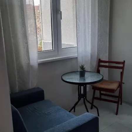 Apartment Violet